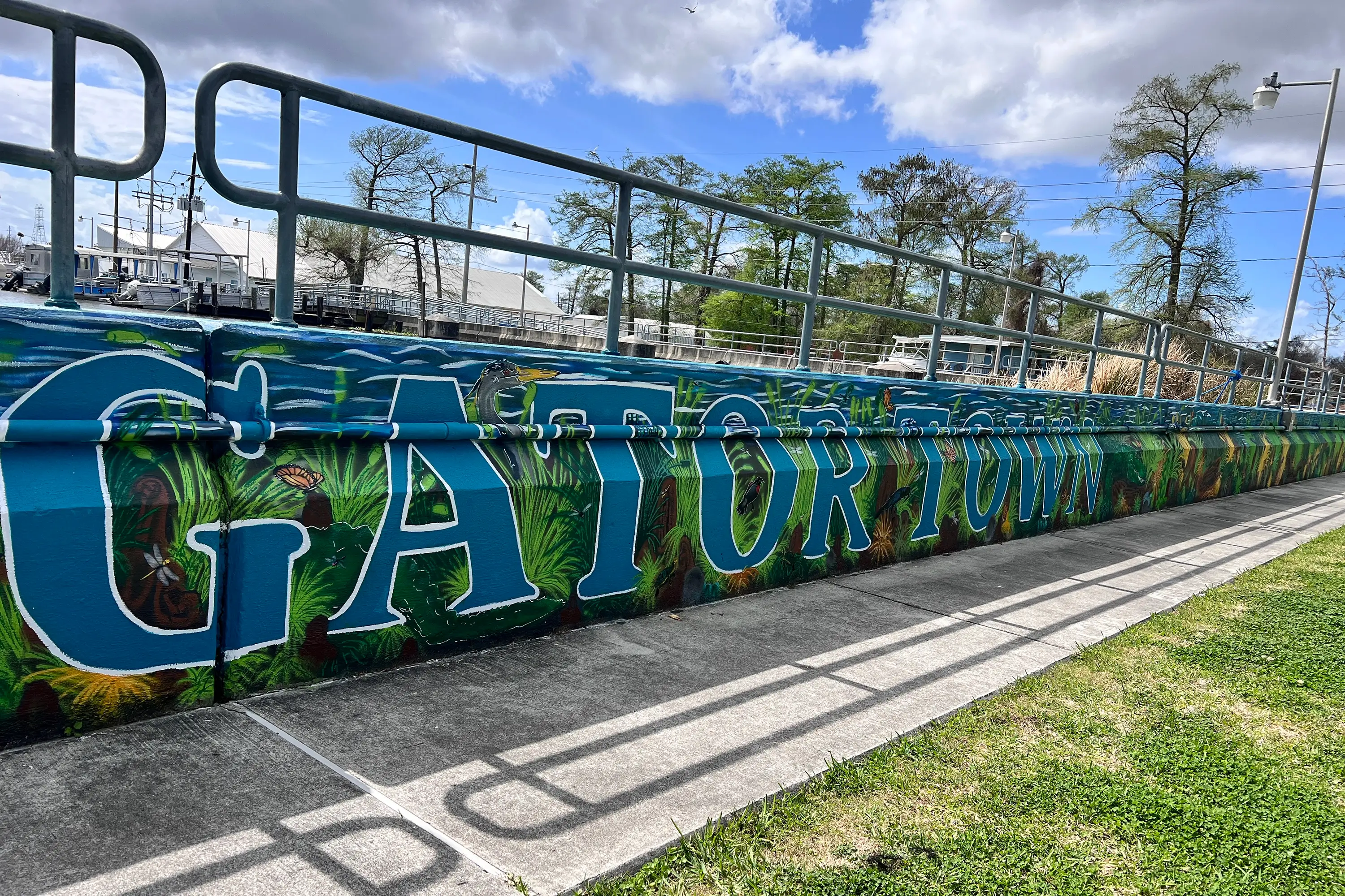 The Gator Town mural